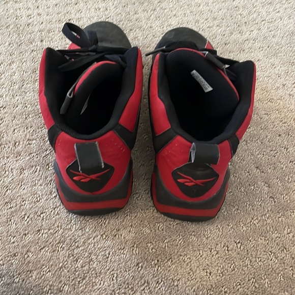 Men’s Reebok - Picture 3 of 3